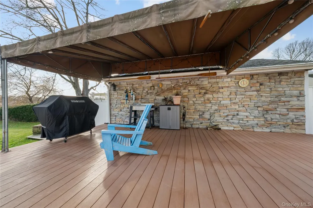 85 S Dunton Avenue East Patchogue NY 11772
