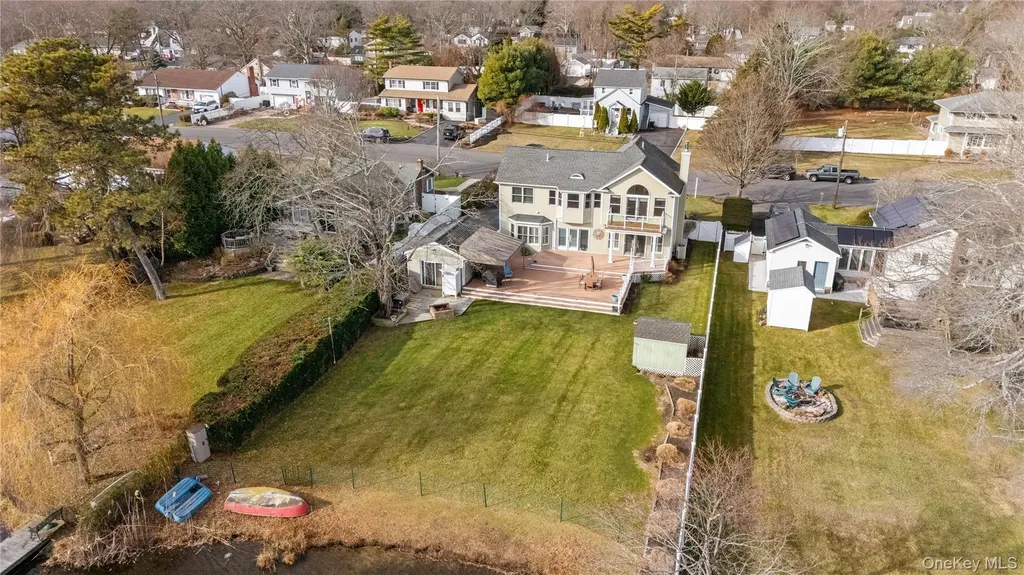 85 S Dunton Avenue East Patchogue NY 11772