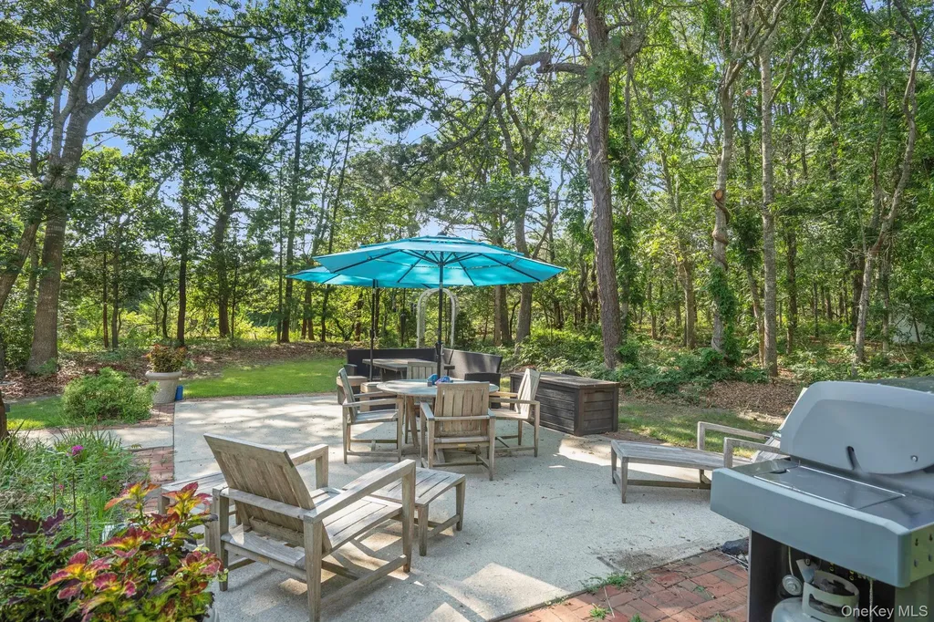20 Deborah Drive Westhampton Beach NY 11978