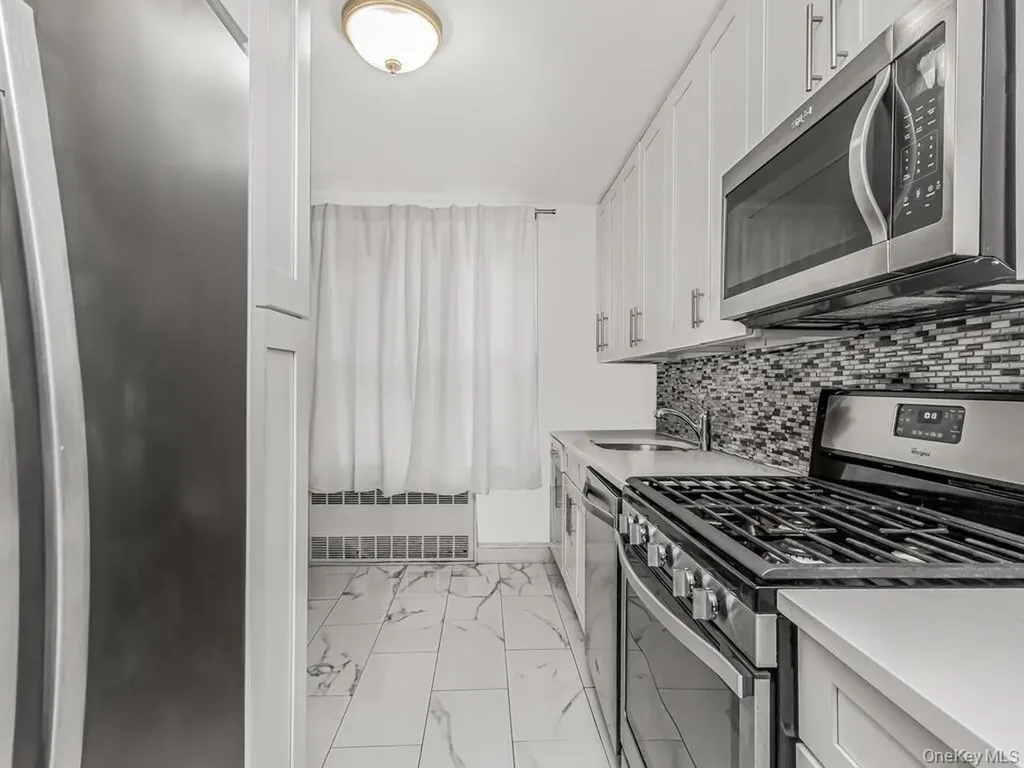 2750 Johnson Avenue Bronx NY 10463