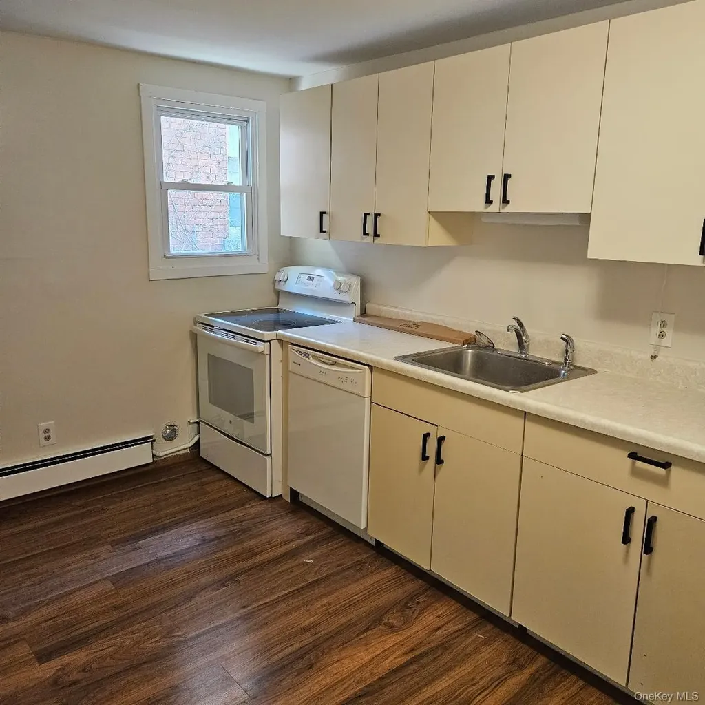 29 Delano Street Poughkeepsie NY 12601