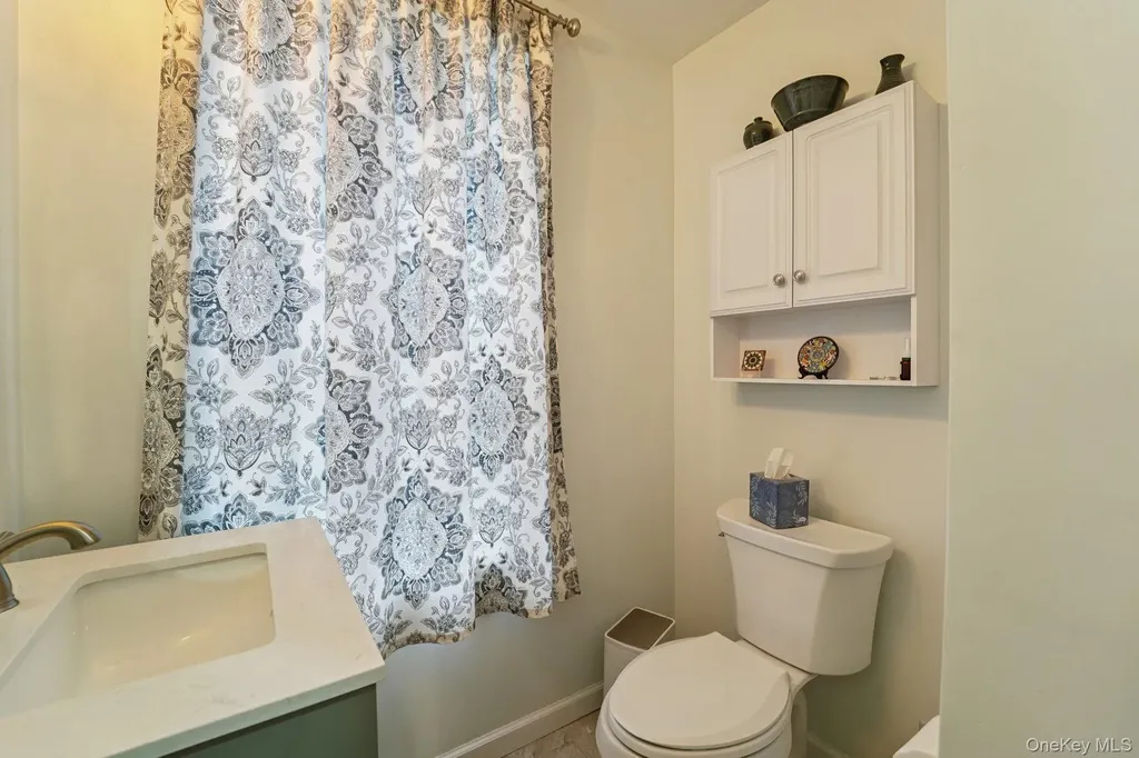 76 E Maple Avenue Suffern NY 10901
