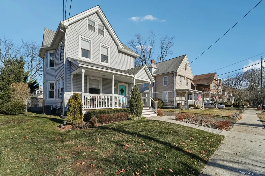 76 E Maple Avenue Suffern NY 10901