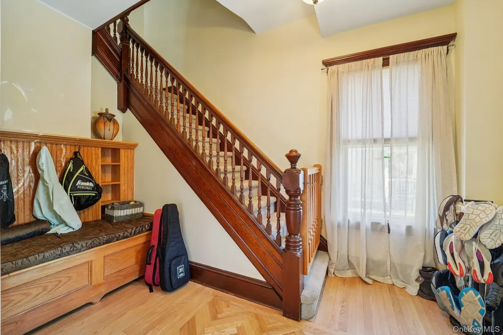 76 E Maple Avenue Suffern NY 10901