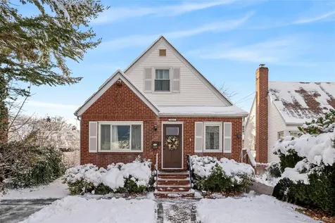 8412 Cross Island Parkway Bellerose NY 11426