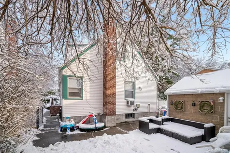 8412 Cross Island Parkway Bellerose NY 11426