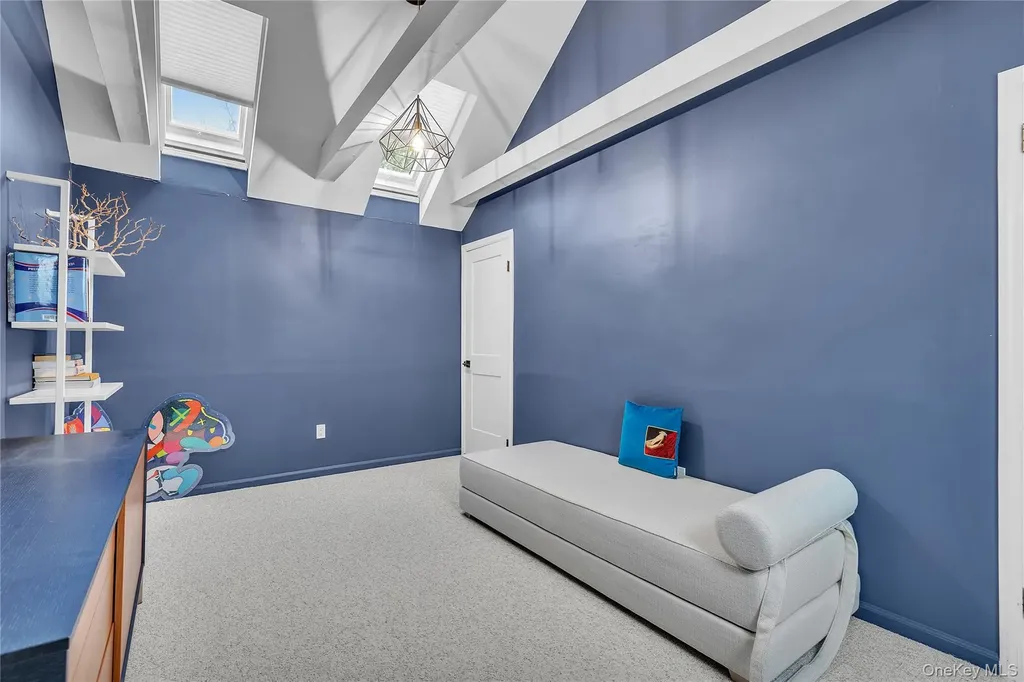 302 Park Ridge Lane White Plains NY 10603