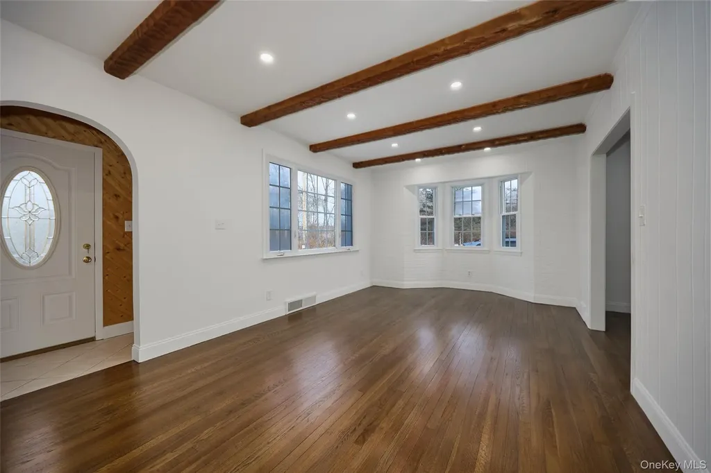 354 Van Wagner Road Poughkeepsie NY 12603