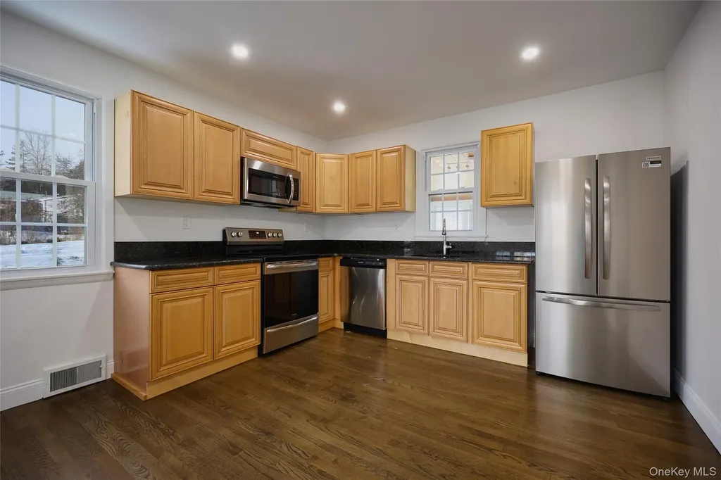 354 Van Wagner Road Poughkeepsie NY 12603
