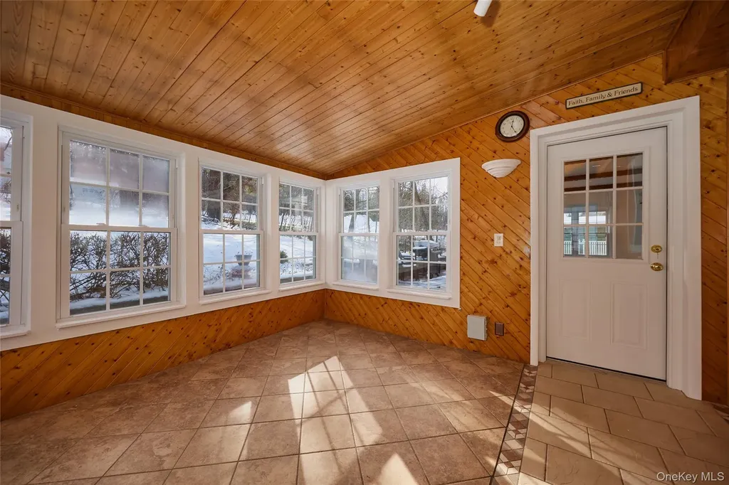 354 Van Wagner Road Poughkeepsie NY 12603