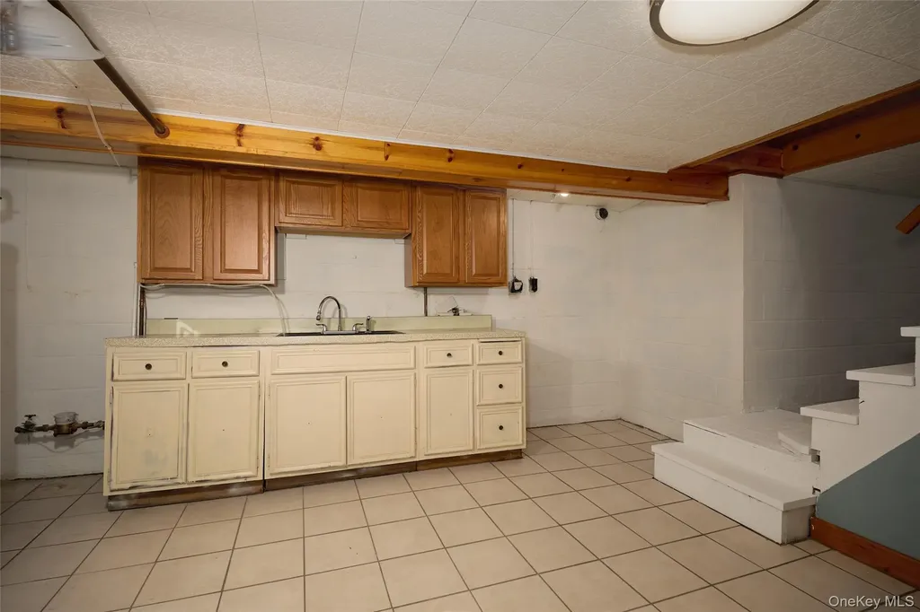 354 Van Wagner Road Poughkeepsie NY 12603