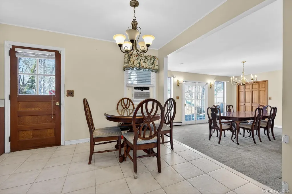 2 Kirkup Street Bay Shore NY 11706