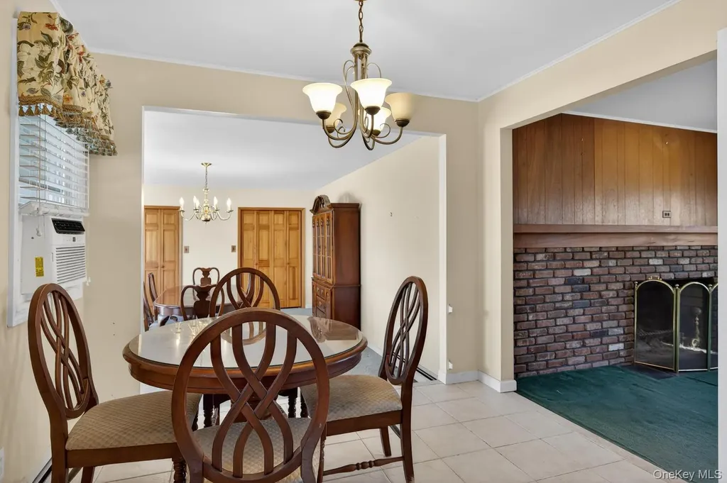 2 Kirkup Street Bay Shore NY 11706