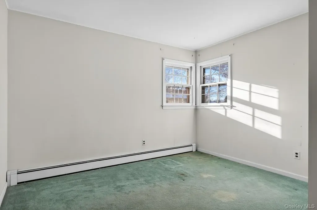 2 Kirkup Street Bay Shore NY 11706