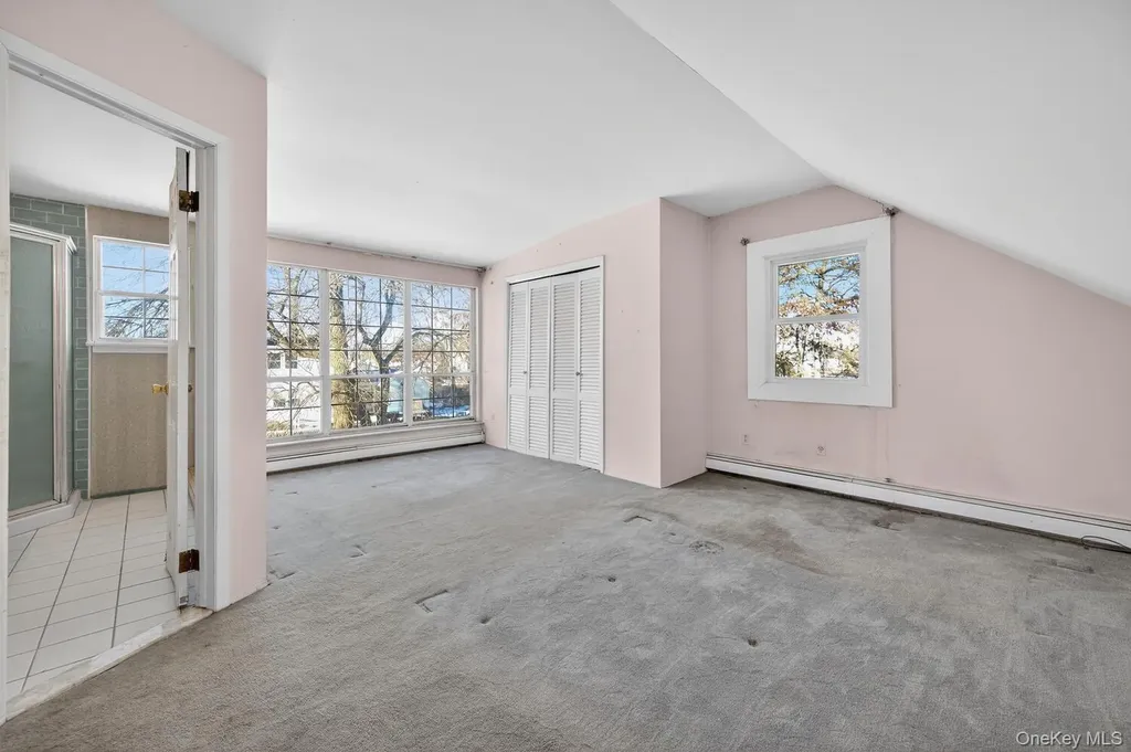 2 Kirkup Street Bay Shore NY 11706