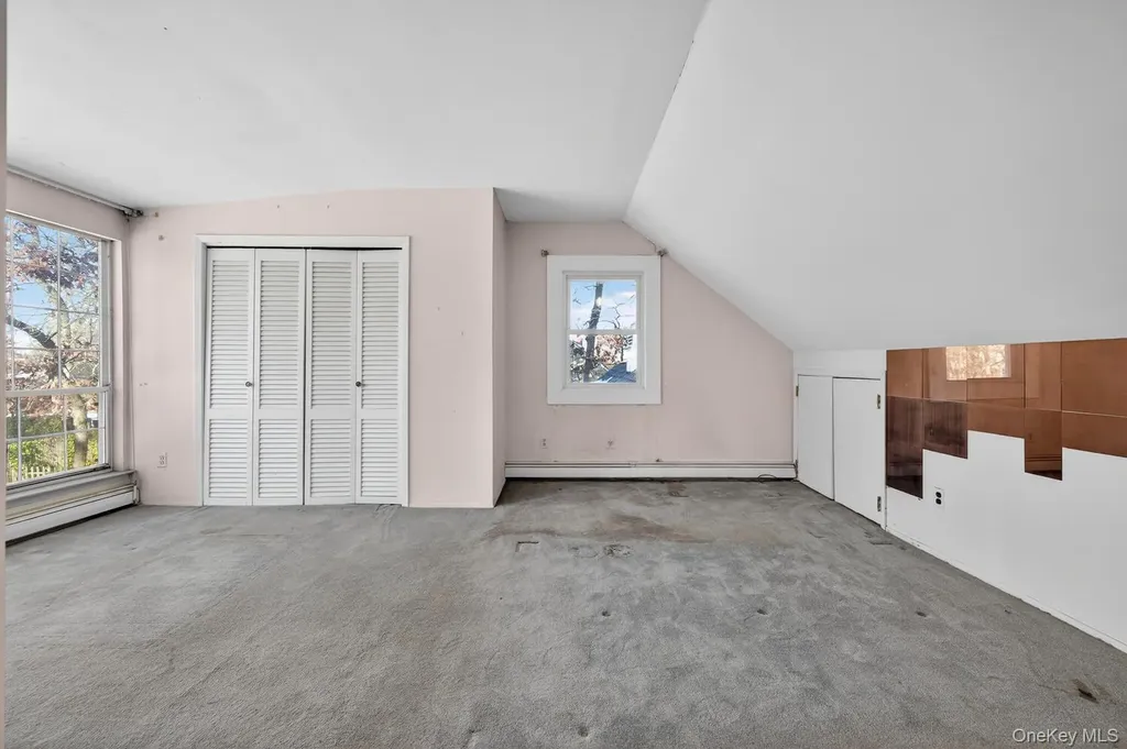 2 Kirkup Street Bay Shore NY 11706