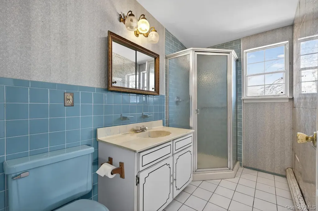 2 Kirkup Street Bay Shore NY 11706