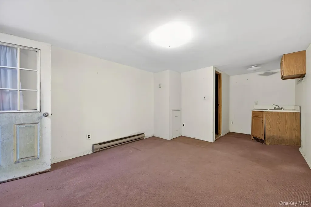 2 Kirkup Street Bay Shore NY 11706