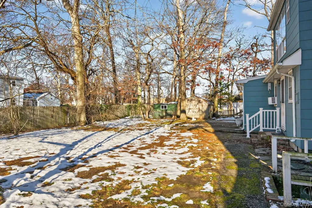 2 Kirkup Street Bay Shore NY 11706