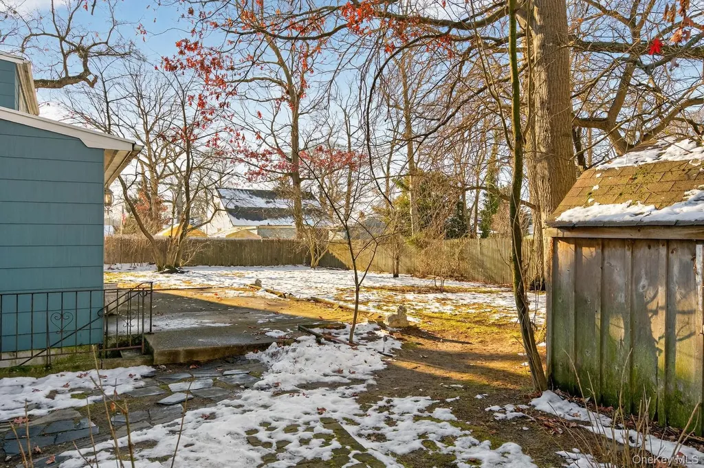 2 Kirkup Street Bay Shore NY 11706