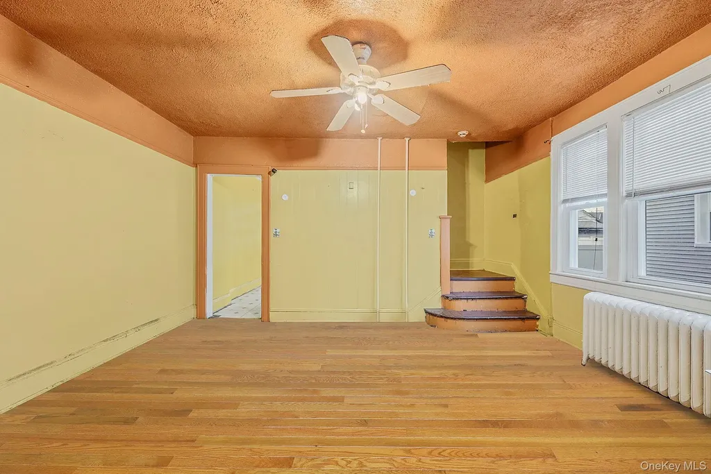 63 E Seaman Avenue Freeport NY 11520