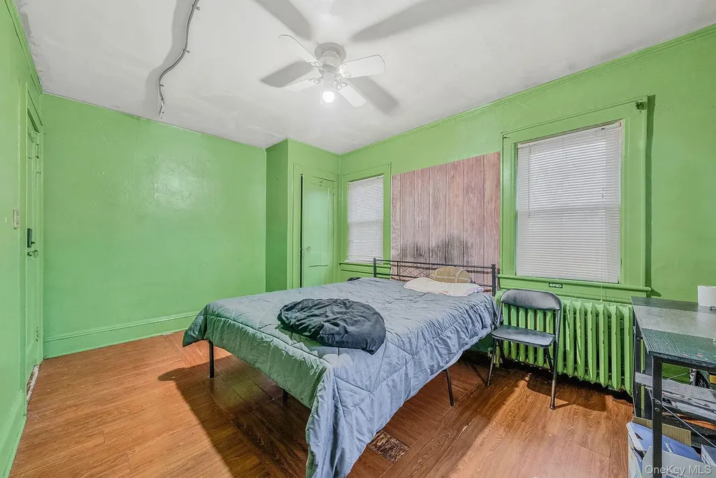 63 E Seaman Avenue Freeport NY 11520