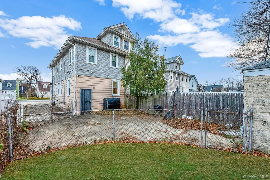 63 E Seaman Avenue Freeport NY 11520
