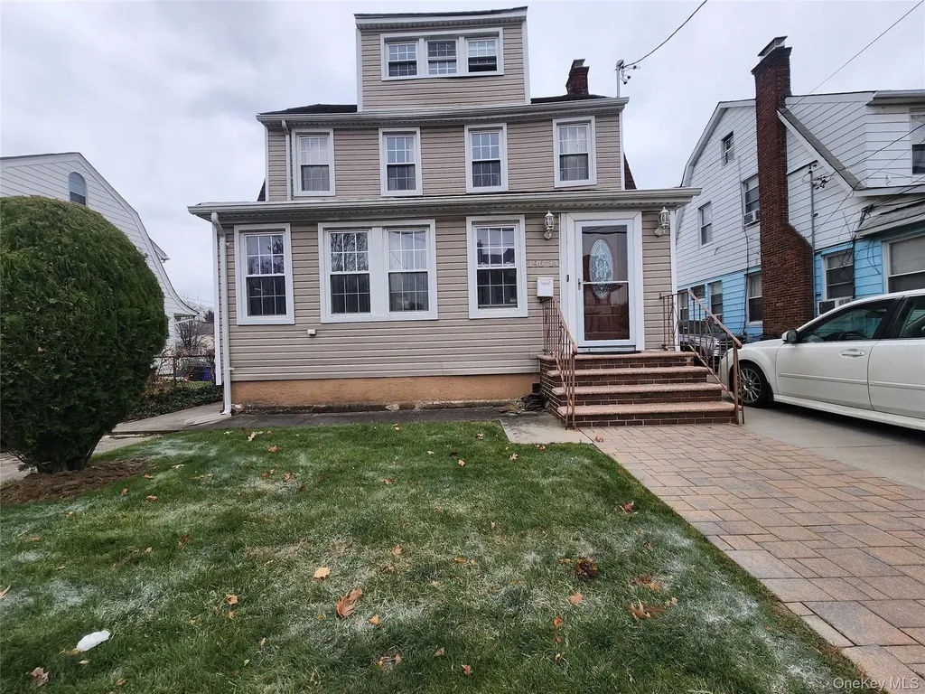 19614 104th Avenue Saint Albans NY 11412