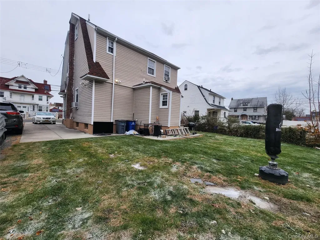 19614 104th Avenue Saint Albans NY 11412