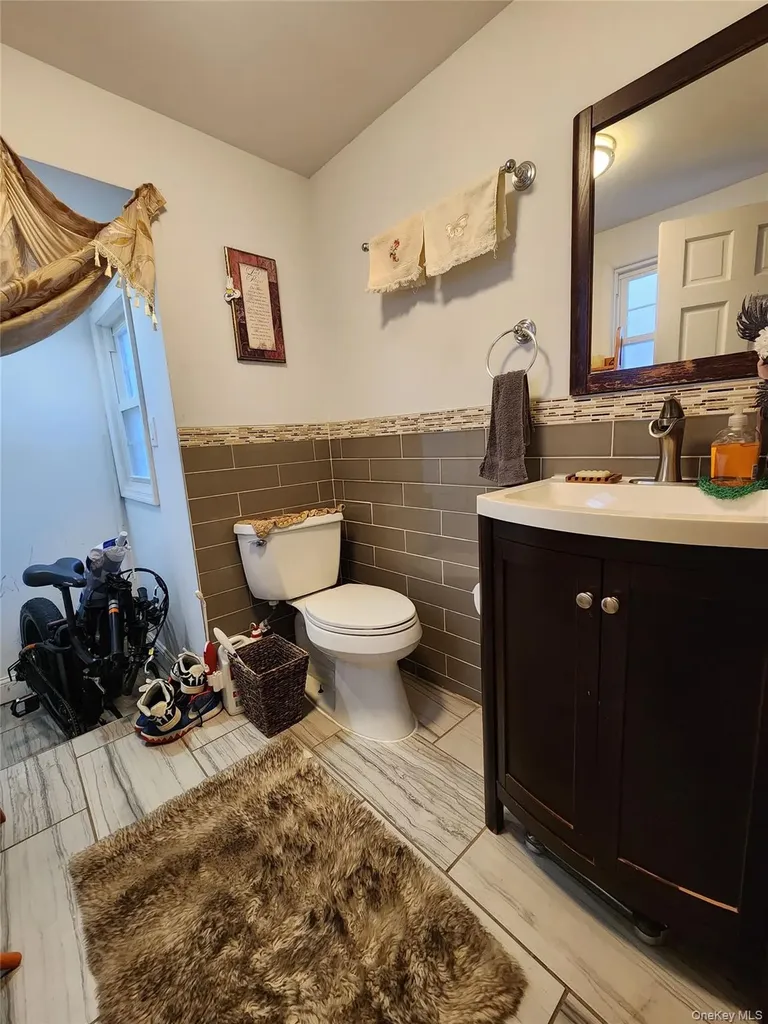19614 104th Avenue Saint Albans NY 11412