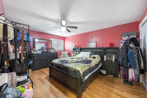 69 Harriet Avenue Hempstead NY 11550