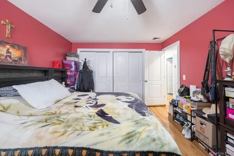 69 Harriet Avenue Hempstead NY 11550