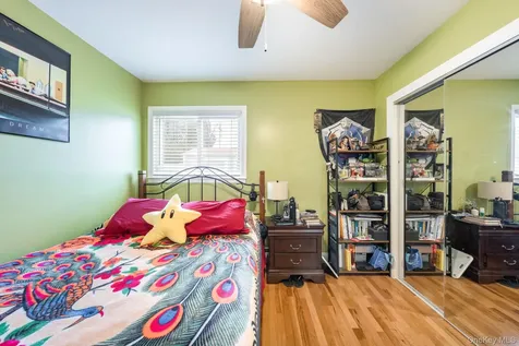 69 Harriet Avenue Hempstead NY 11550
