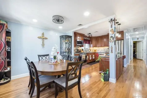 69 Harriet Avenue Hempstead NY 11550