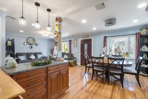 69 Harriet Avenue Hempstead NY 11550