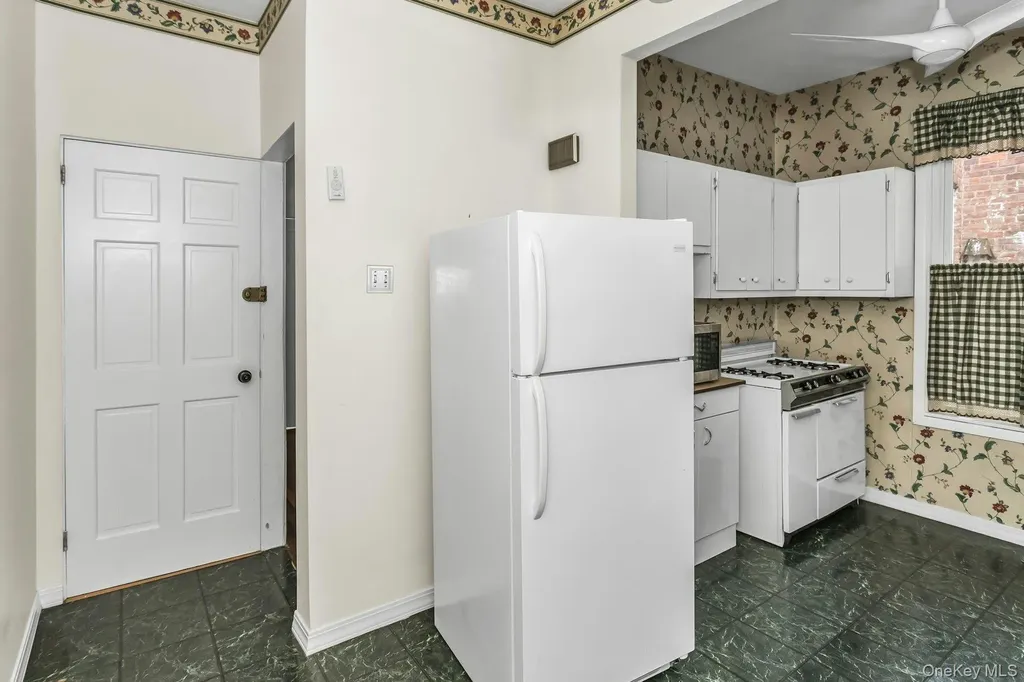 317 95th Street Brooklyn NY 11209
