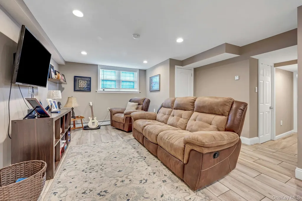 155 Hilburn Road Scarsdale NY 10583