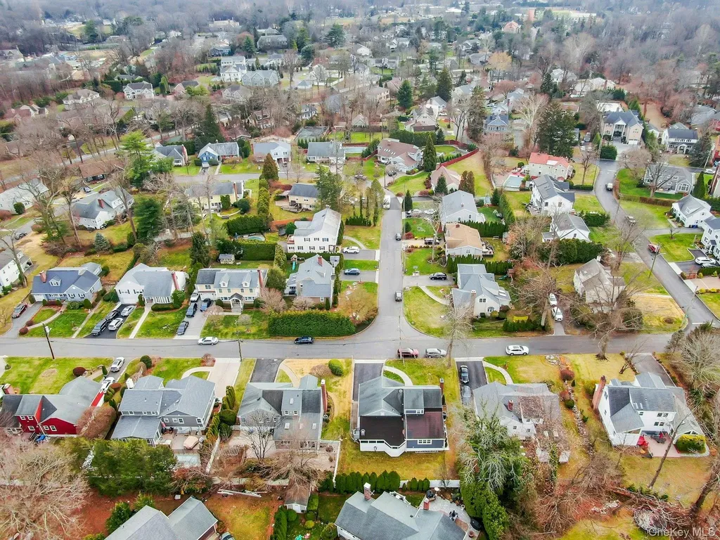 155 Hilburn Road Scarsdale NY 10583