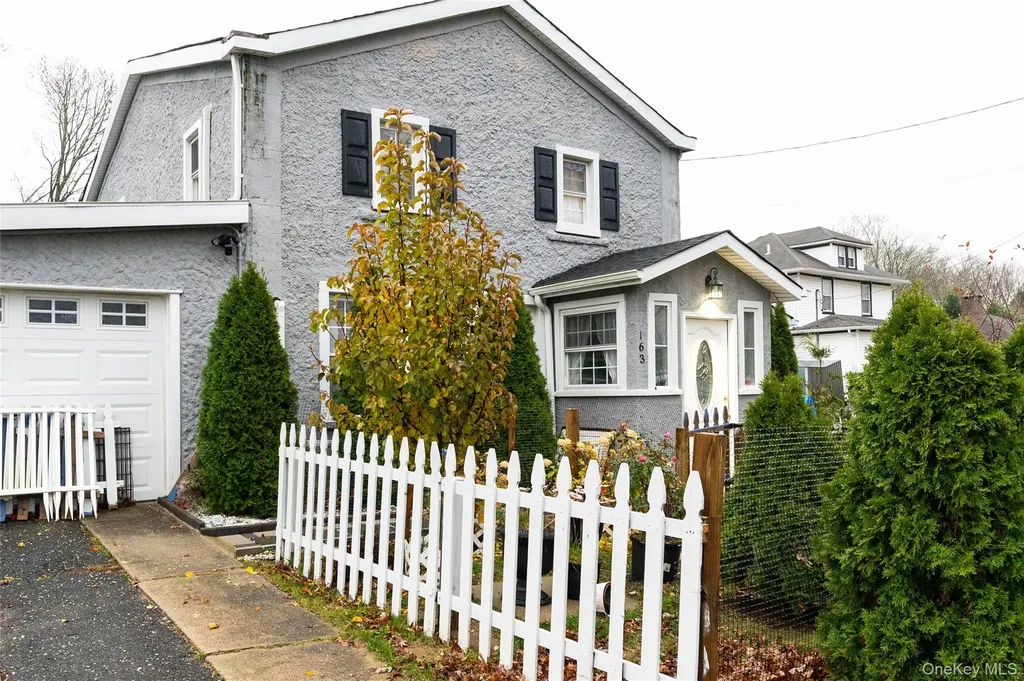 163 Orchard Road East Patchogue NY 11772