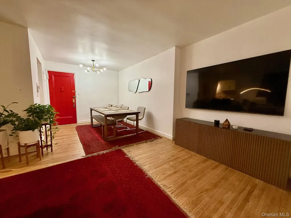 112-30 Northern Boulevard Corona NY 11368