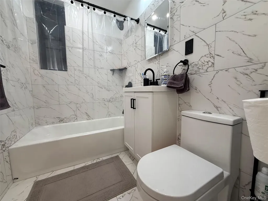 112-30 Northern Boulevard Corona NY 11368