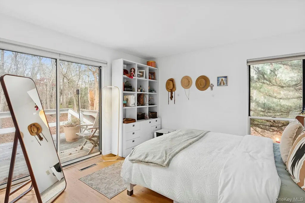 54 Fox Hunt Amagansett NY 11930