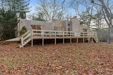 54 Fox Hunt Amagansett NY 11930