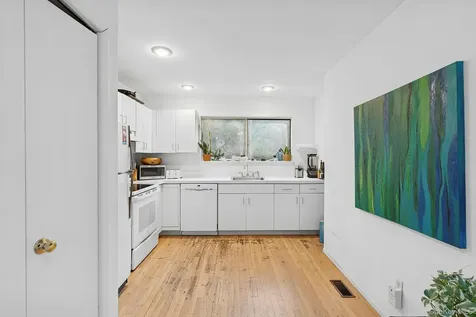 54 Fox Hunt Amagansett NY 11930