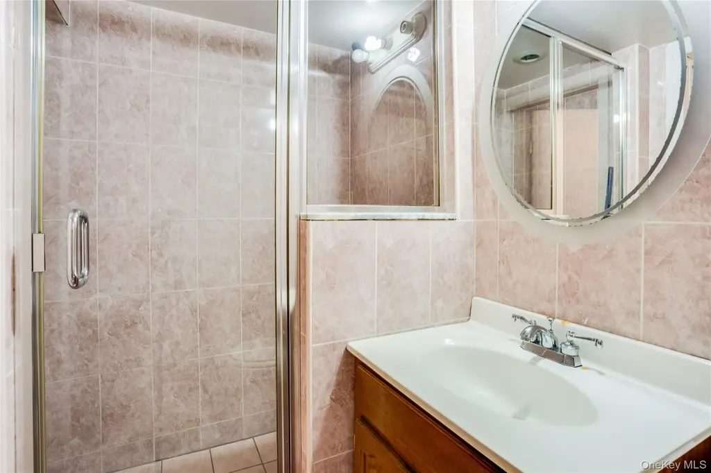 122 Hamilton Road Hempstead NY 11550