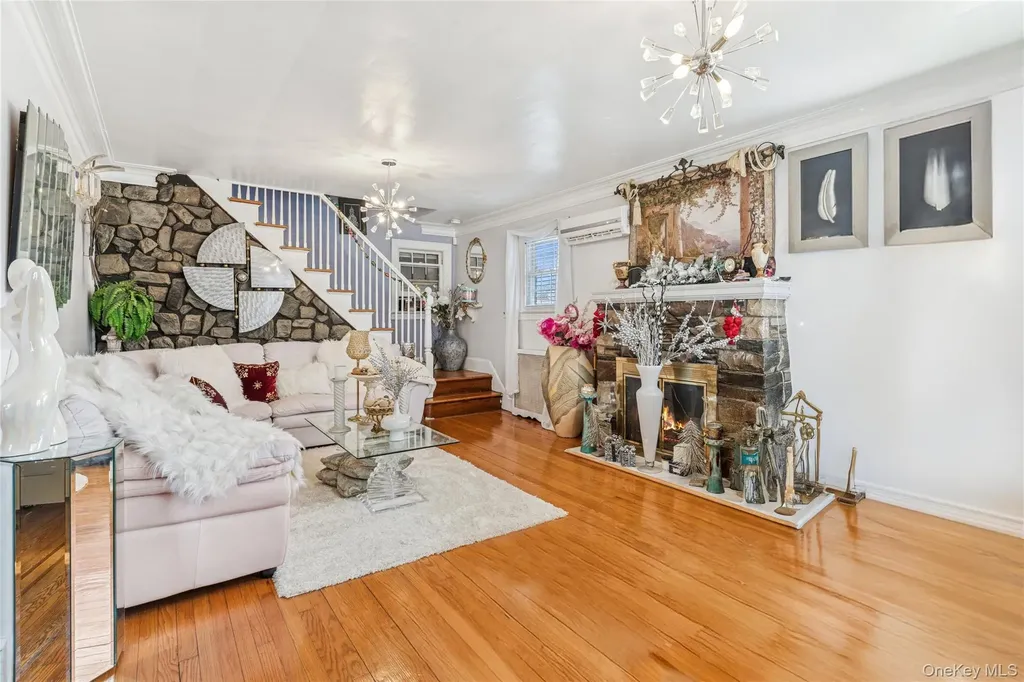 122 Hamilton Road Hempstead NY 11550