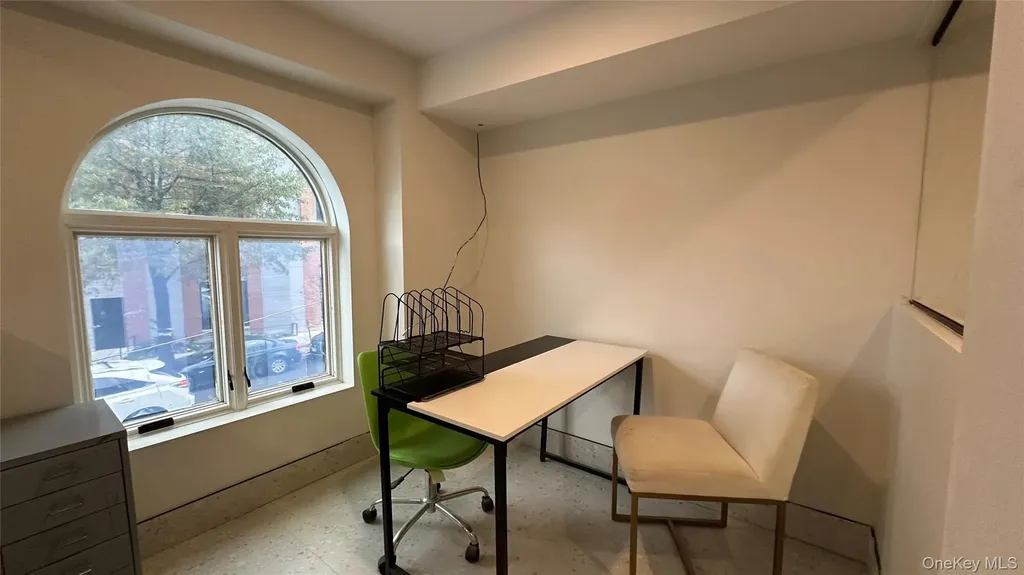 1521 E New York Avenue Brooklyn NY 11212