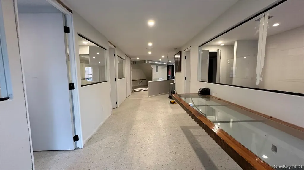 1521 E New York Avenue Brooklyn NY 11212