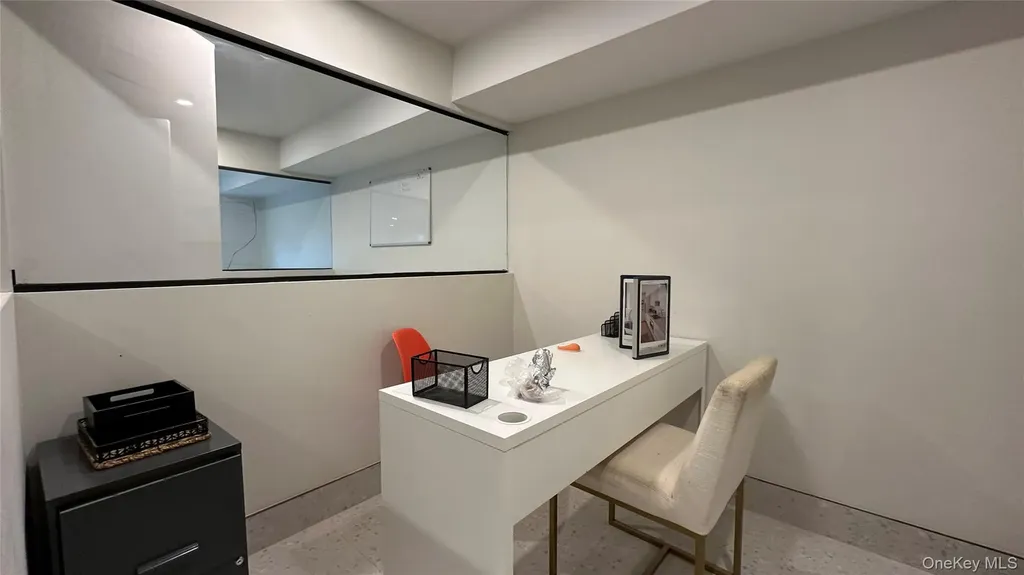 1521 E New York Avenue Brooklyn NY 11212