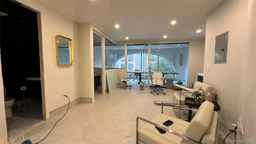 1521 E New York Avenue Brooklyn NY 11212